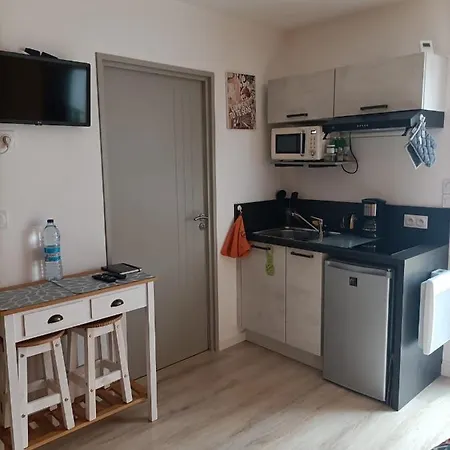 Proche Gr34 , Studio 